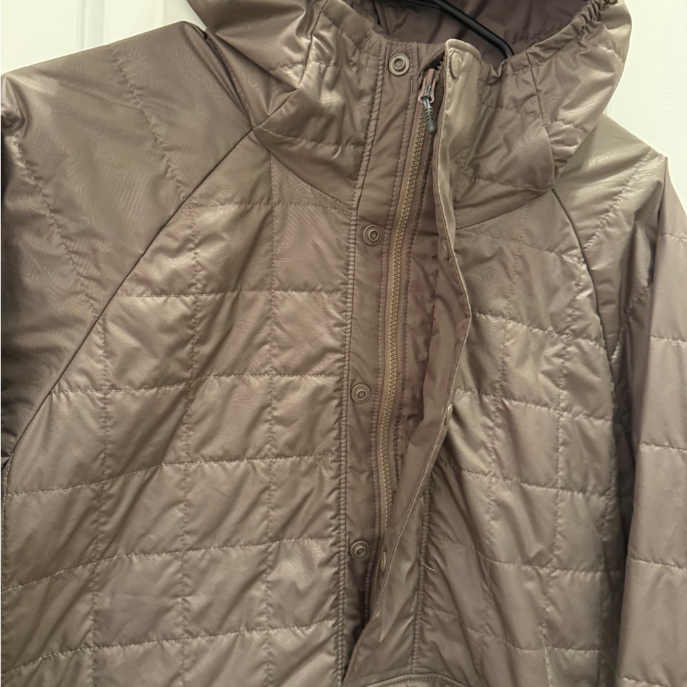 Columbia Men's Taupe PFG Hydro Windbreaker - Picture 2 of 3